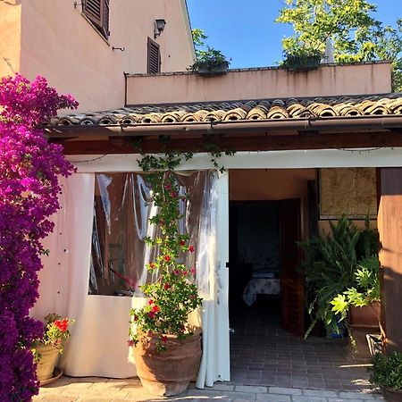 Appartamento Fronte Piscina Montemarciano Εξωτερικό φωτογραφία